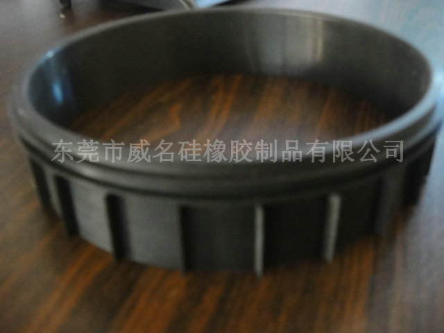 什么是導(dǎo)熱硅膠制品？